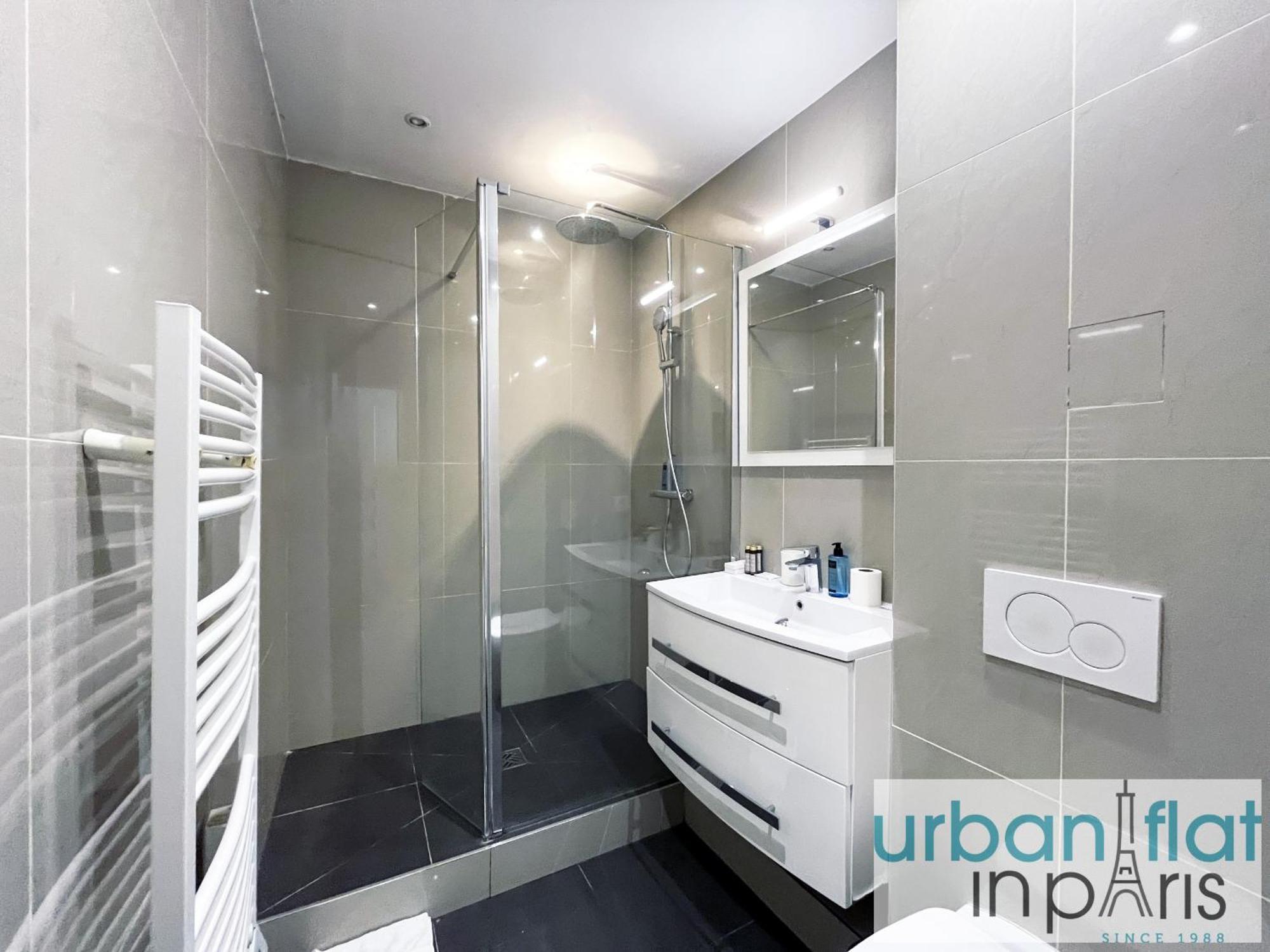 Urban Flat 187 - Sublime 1 Bedroom In Париж Екстериор снимка
